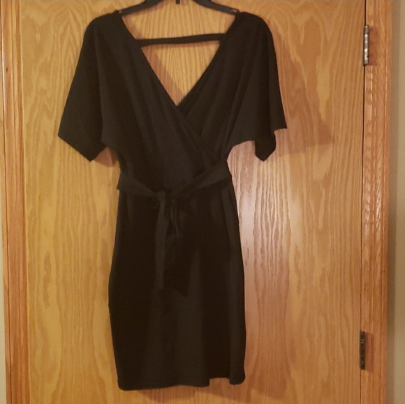 V-Neck Black Cocktail Dress - Picture 10 of 10
